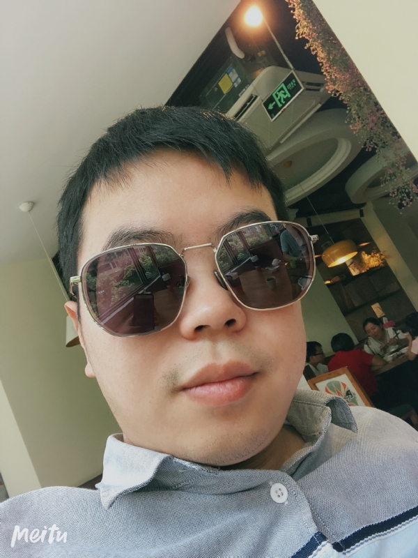 月台等路人的第一张照片--泰宁征婚网