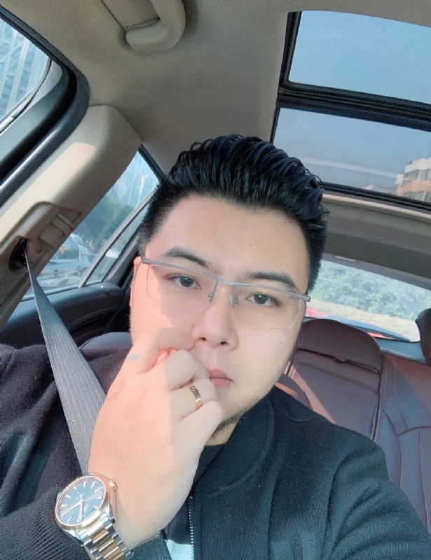 把苹果咬哭的第一张照片--泰宁征婚网