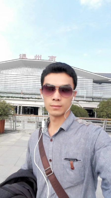 错把真心喂了狗的第三张照片--泰宁征婚网