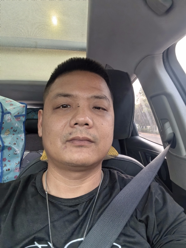 卖电池的大叔的第一张照片--泰宁征婚网